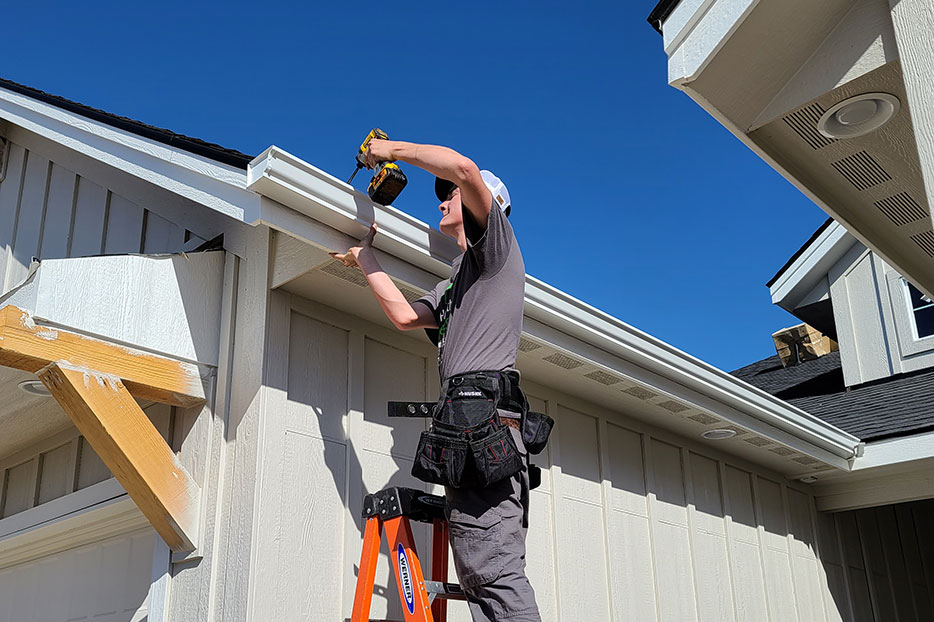 Seamless Gutter Starting @ $6ft : MD Roofing TX